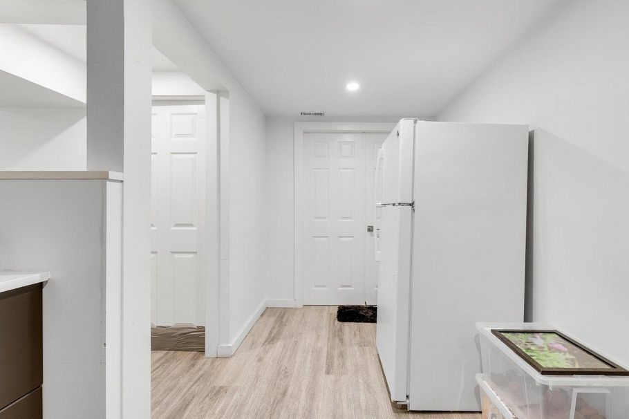 4168 Parker Street Burnaby, BC - 17