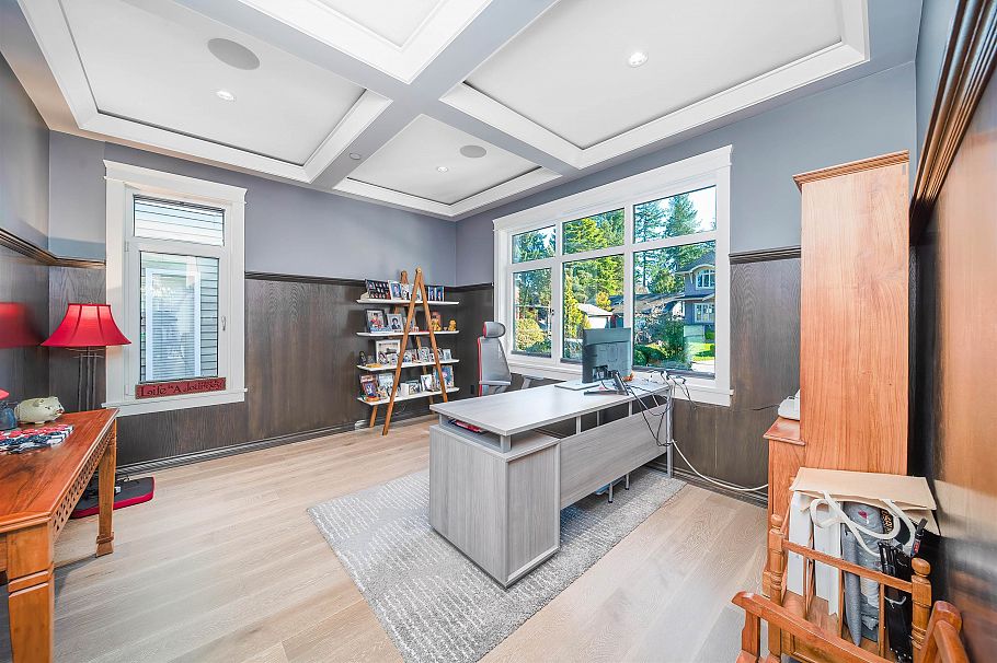 4333 Kevin Place Vancouver, BC - 2