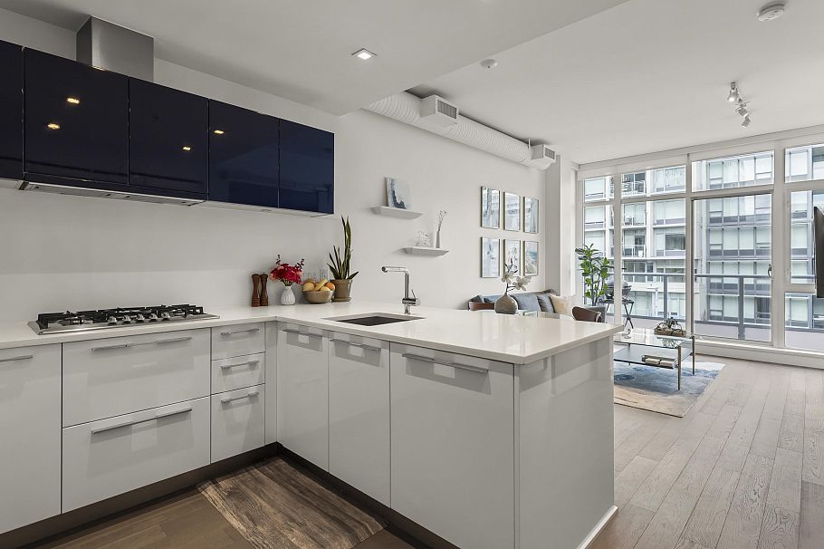 510 108 E 1st Avenue Vancouver, BC - 3