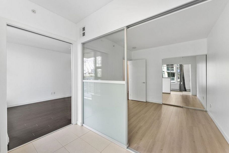 701 1708 Columbia Street Vancouver, BC - 18