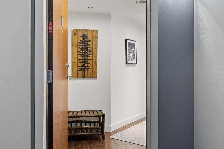 207 3228 Tupper Street Vancouver, BC - 25