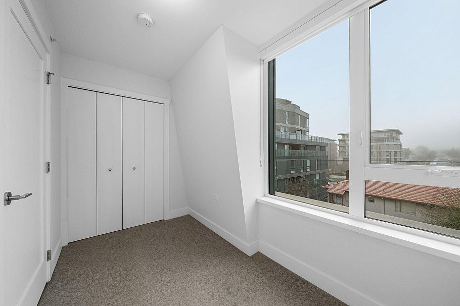 7623 Yukon Street Vancouver, BC - 24