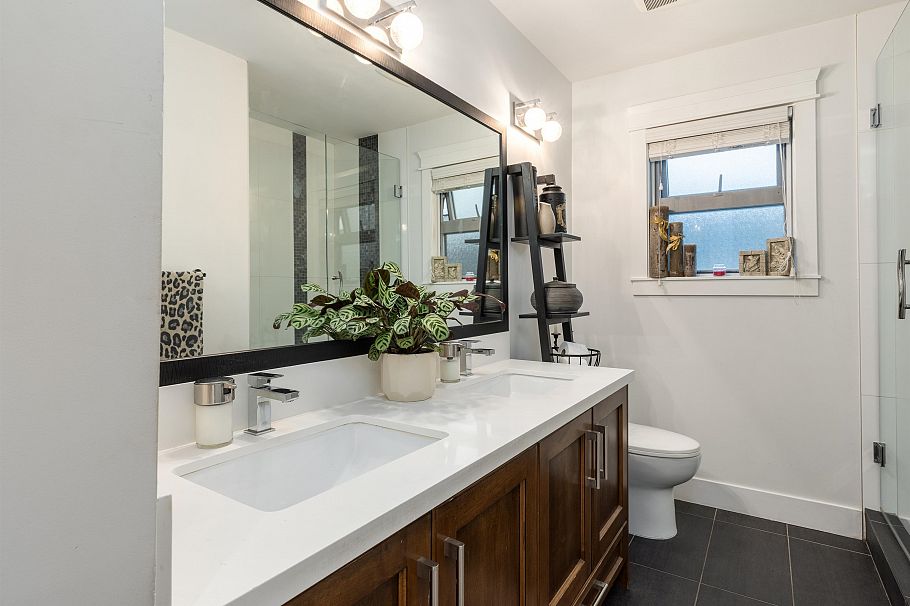 6360 Sophia Street Vancouver, BC - 15