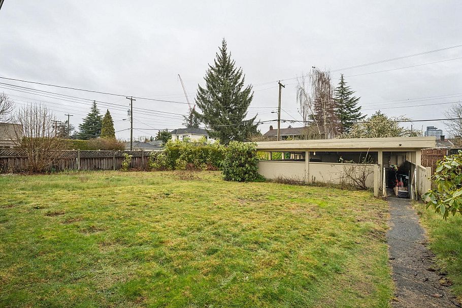 5606 Willow Street Vancouver, BC - 32