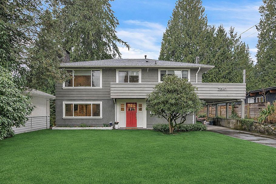2841 Masefield Road North Vancouver, BC - 1