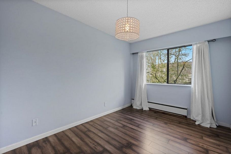 210 236 W 2nd Street North Vancouver, BC - 17