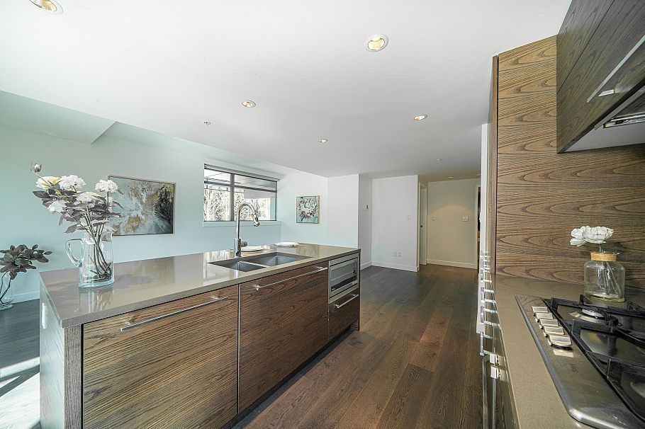 203 5782 Berton Avenue Vancouver, BC - 14