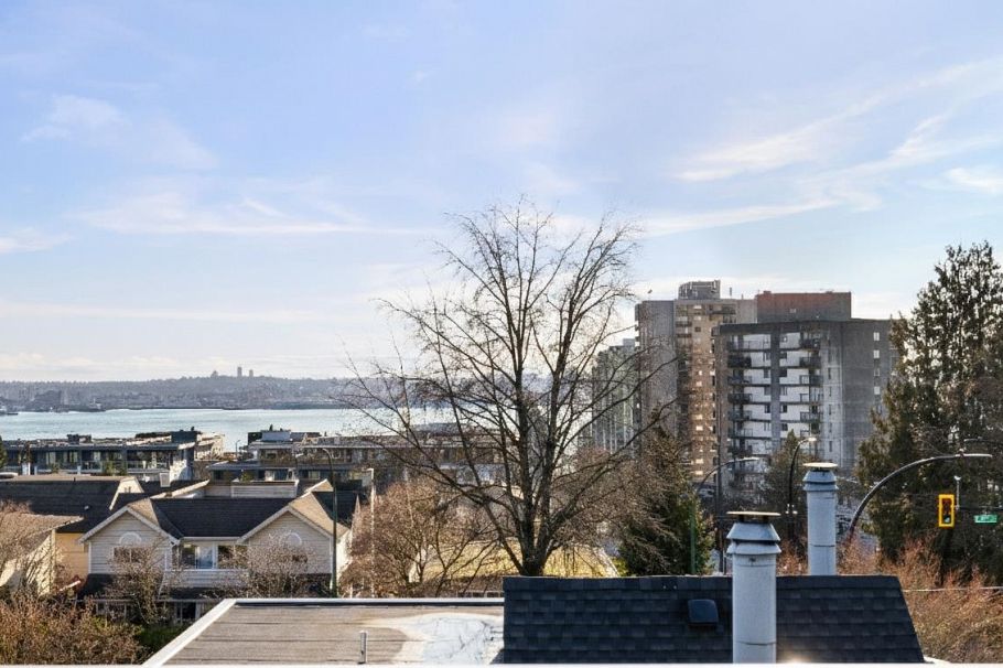 416 St. Georges Avenue North Vancouver, BC - 14