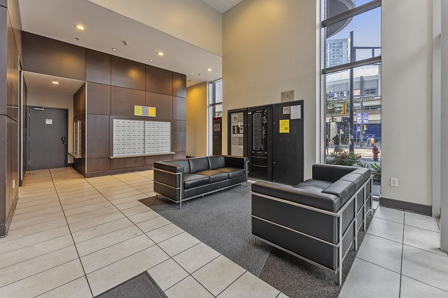 1802 688 Abbott Street Vancouver, BC - 25