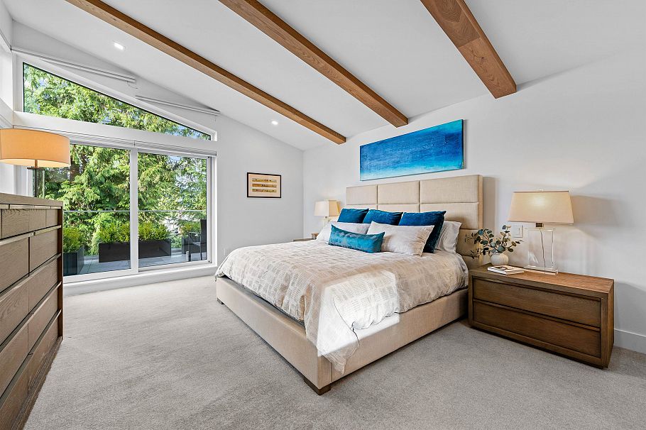 4528 Skyline Drive North Vancouver, BC - 18