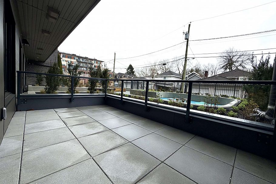 105 2268 E Broadway Street Vancouver, BC - 15