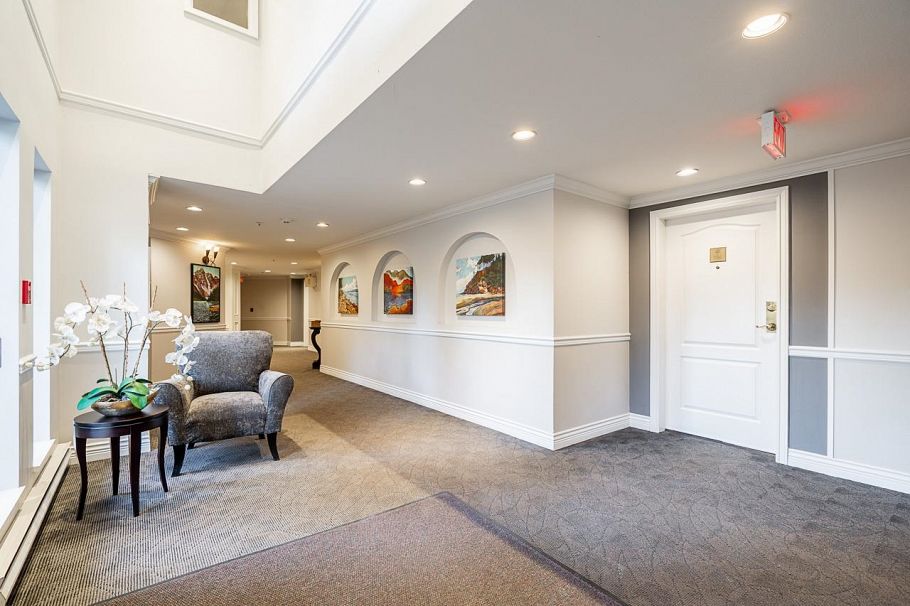 402 1281 Parkgate Avenue North Vancouver, BC - 32