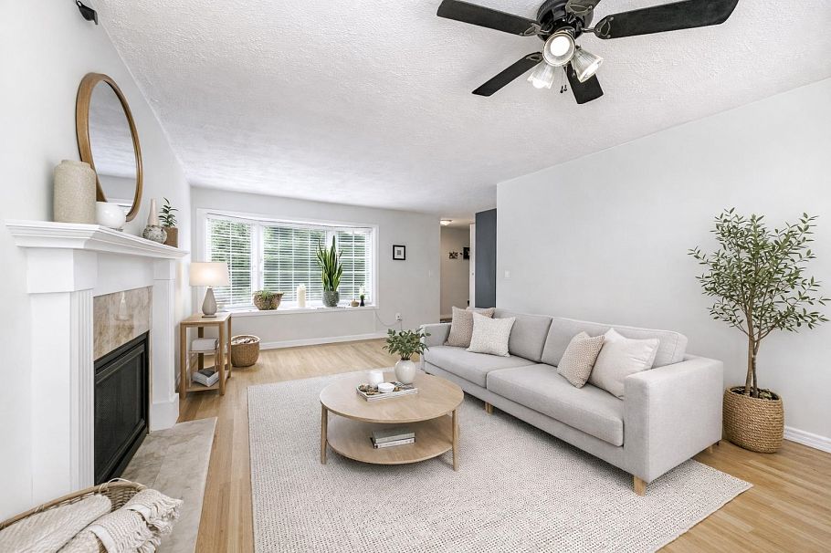 1749 Deep Cove Road North Vancouver, BC - 12