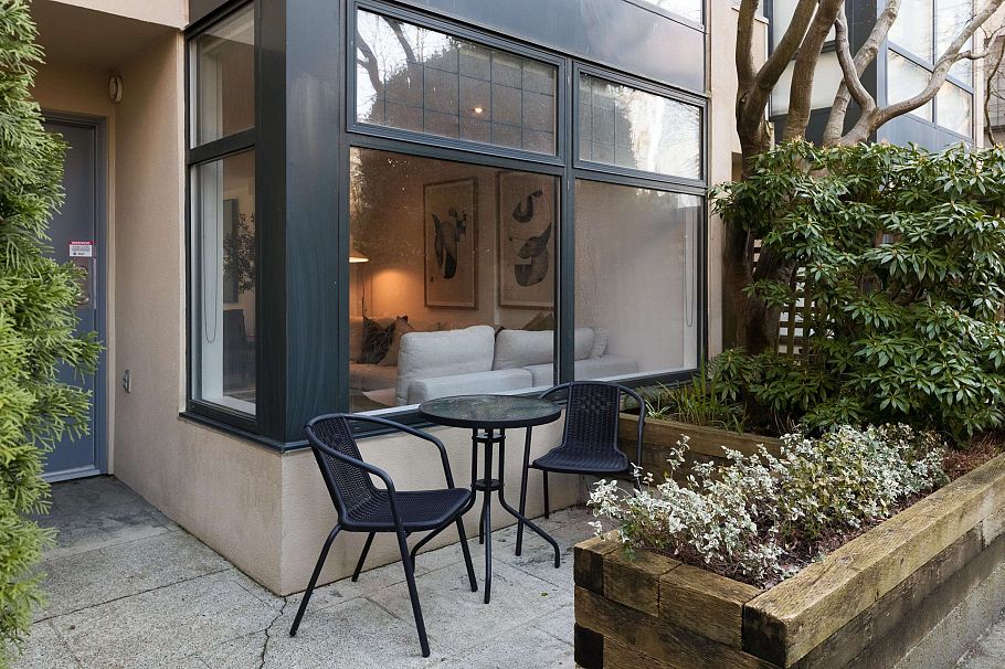 203 1155 Homer Street Vancouver, BC - 4