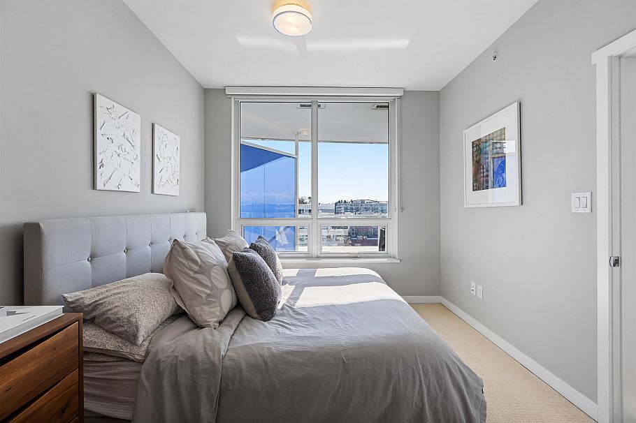 1210 118 Carrie Cates Court North Vancouver, BC - 19