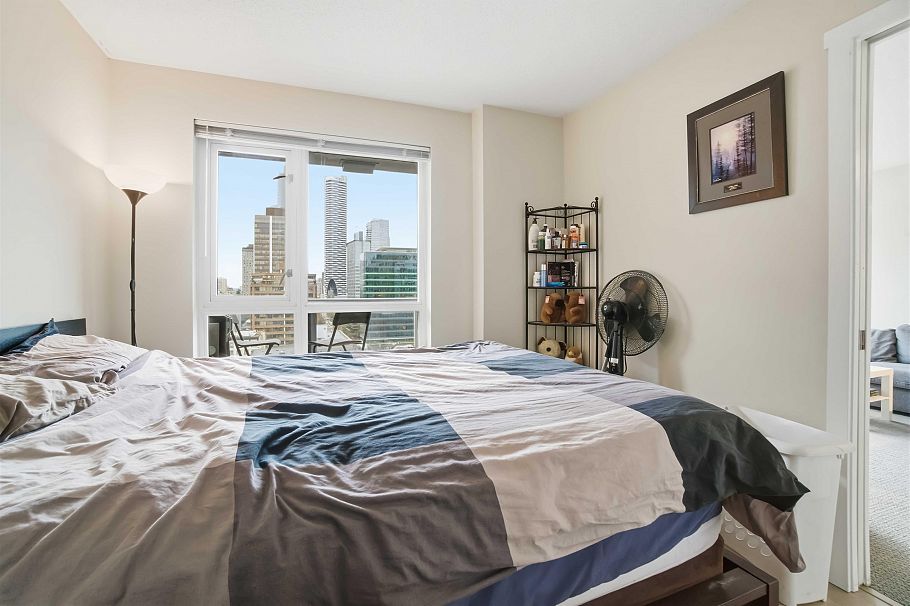 1701 1001 Richards Street Vancouver, BC - 16