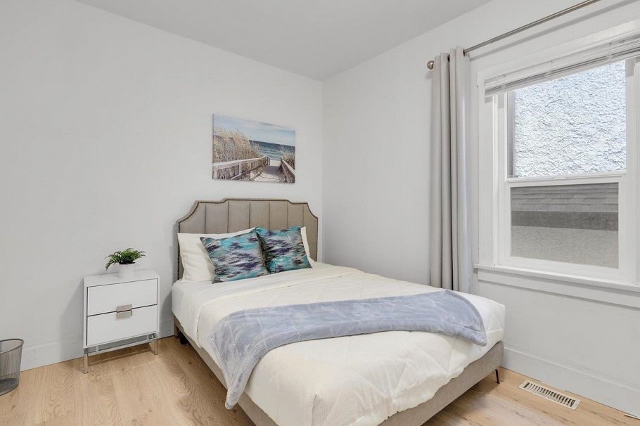 4168 Parker Street Burnaby, BC - 12