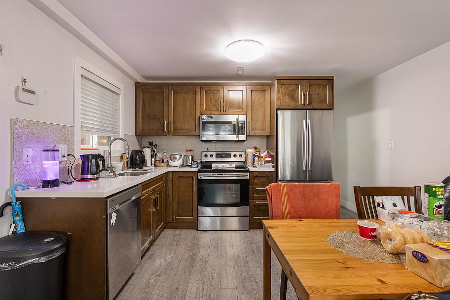 6360 Sophia Street Vancouver, BC - 22