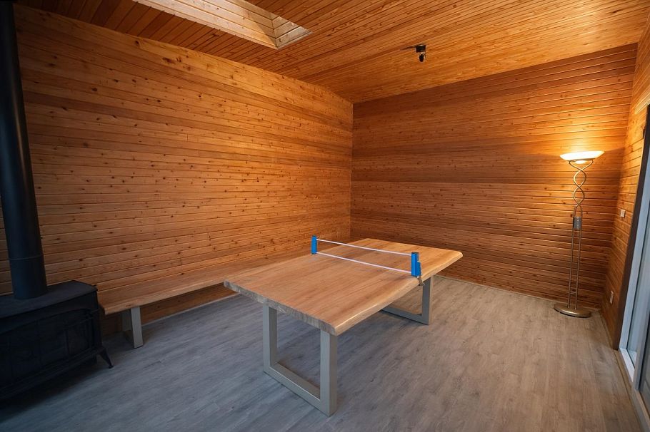 4450 Granville Street Vancouver, BC - 16