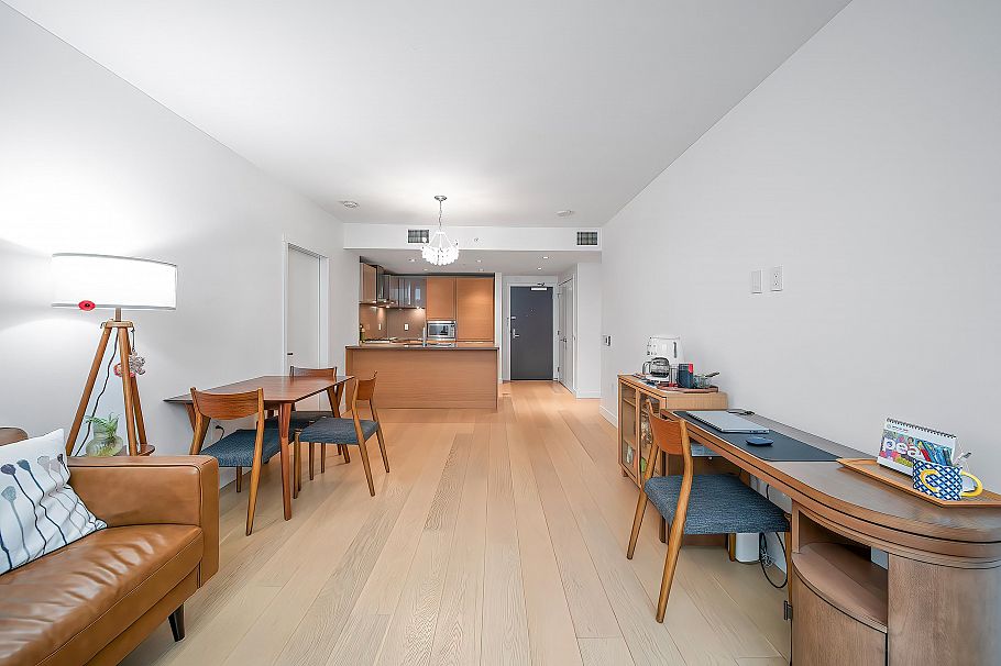 311 7228 Adera Street Vancouver, BC - 6