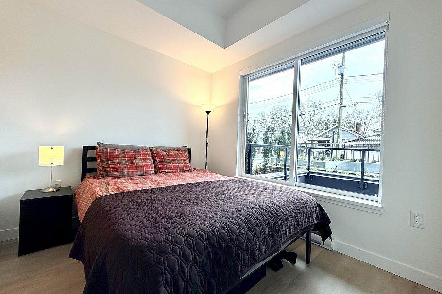 105 2268 E Broadway Street Vancouver, BC - 9