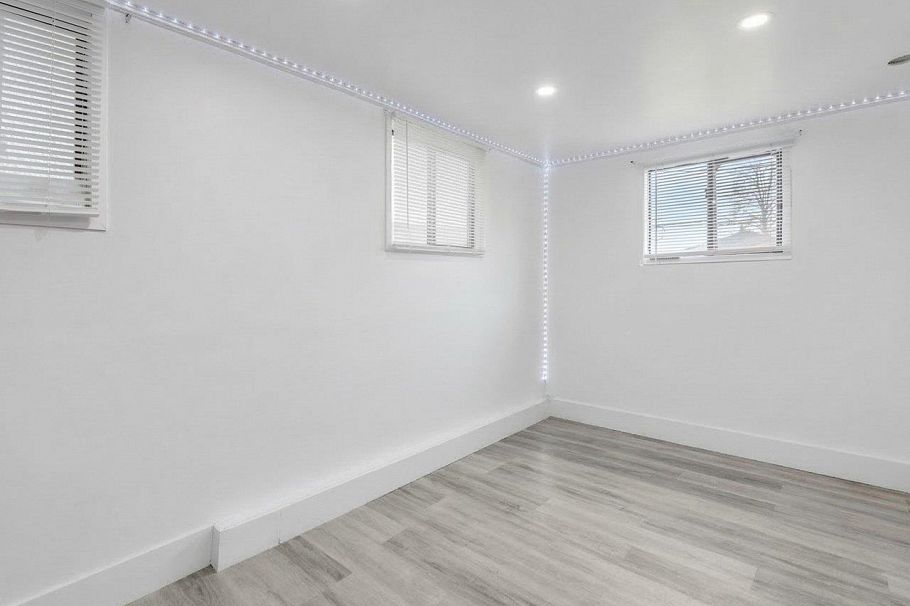 4168 Parker Street Burnaby, BC - 23