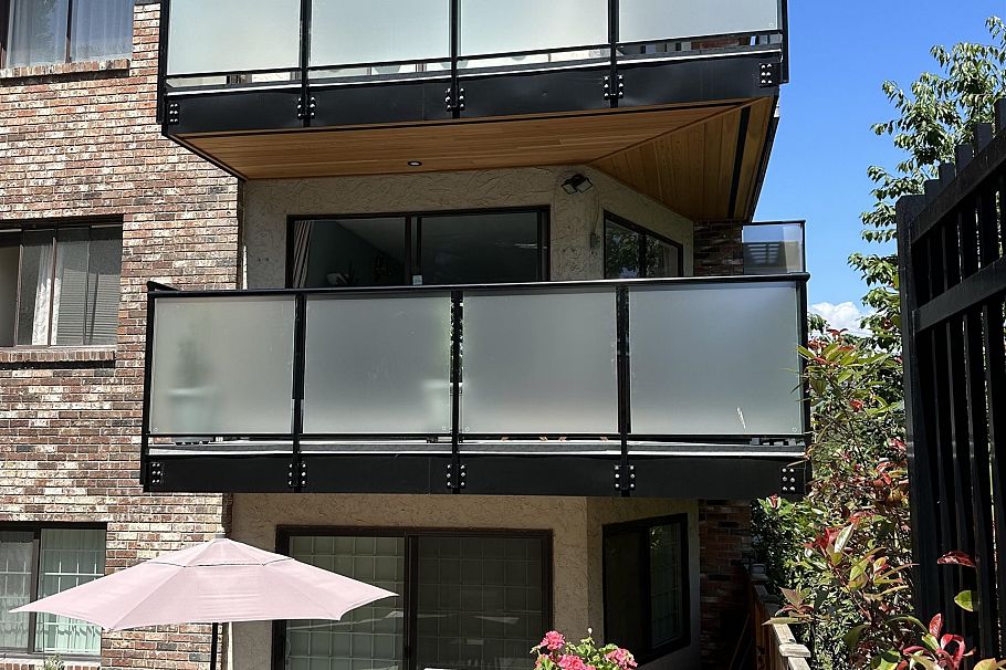 209 930 E 7th Avenue Vancouver, BC - 1