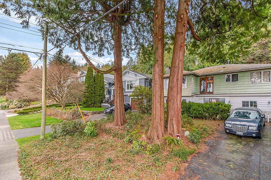 1928 Ridgeway Avenue North Vancouver, BC - 5