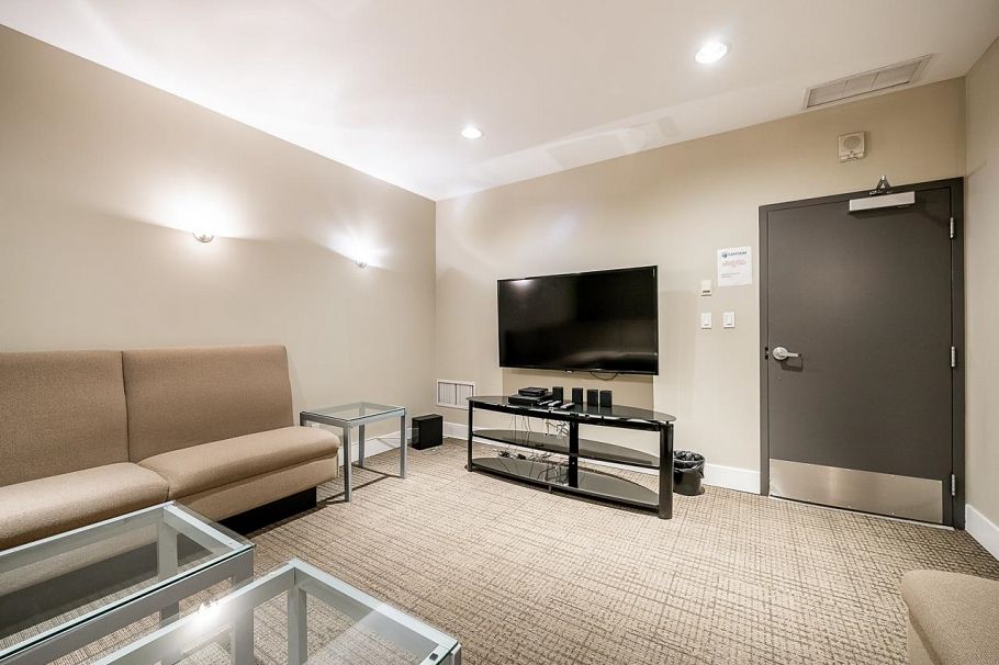 301 583 Beach Crescent Vancouver, BC - 12