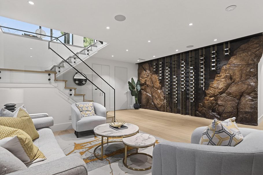 922 Wentworth Avenue North Vancouver, BC - 30