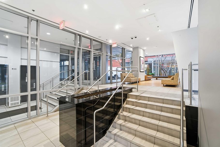 1701 1001 Richards Street Vancouver, BC - 22