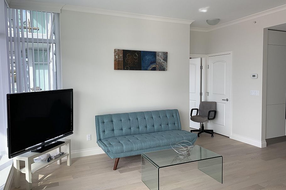 807 175 Victory Ship Way Vancouver, BC - 6