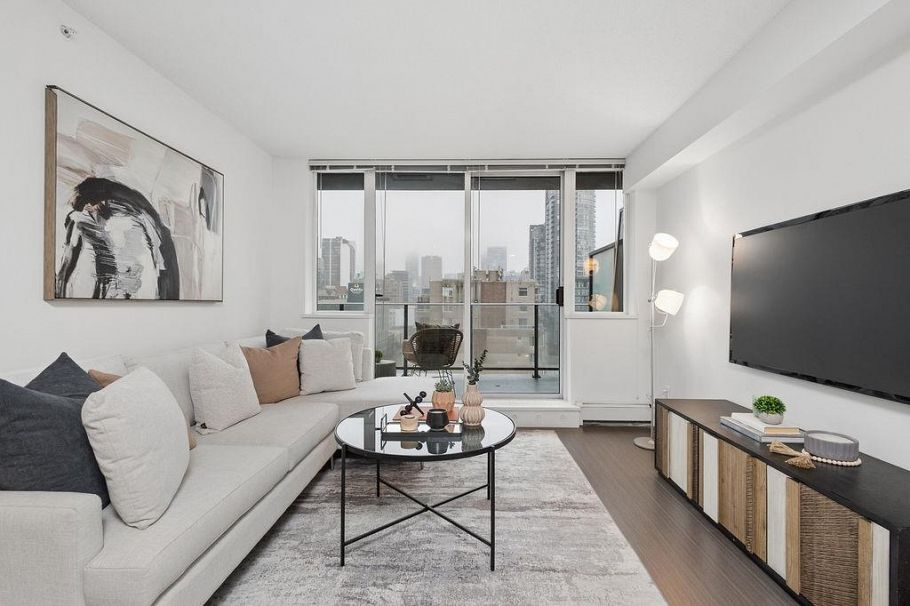 902 1325 Rolston Street Vancouver, BC - 6