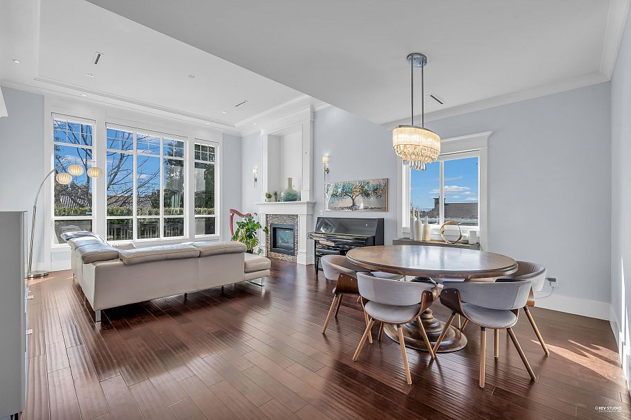 4133 Victory Street Burnaby, BC - 4