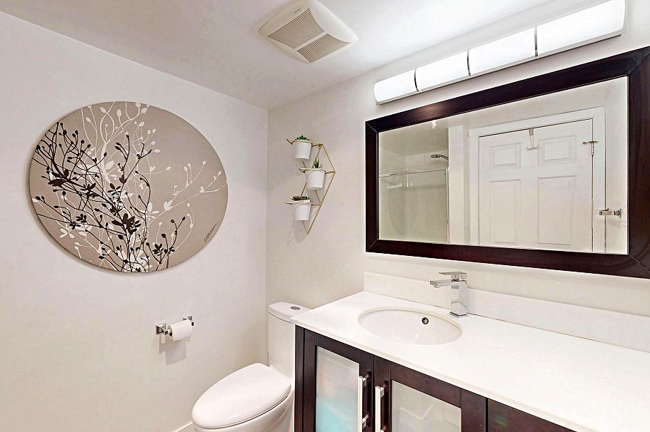 307 865 W 15th Avenue Vancouver, BC - 23