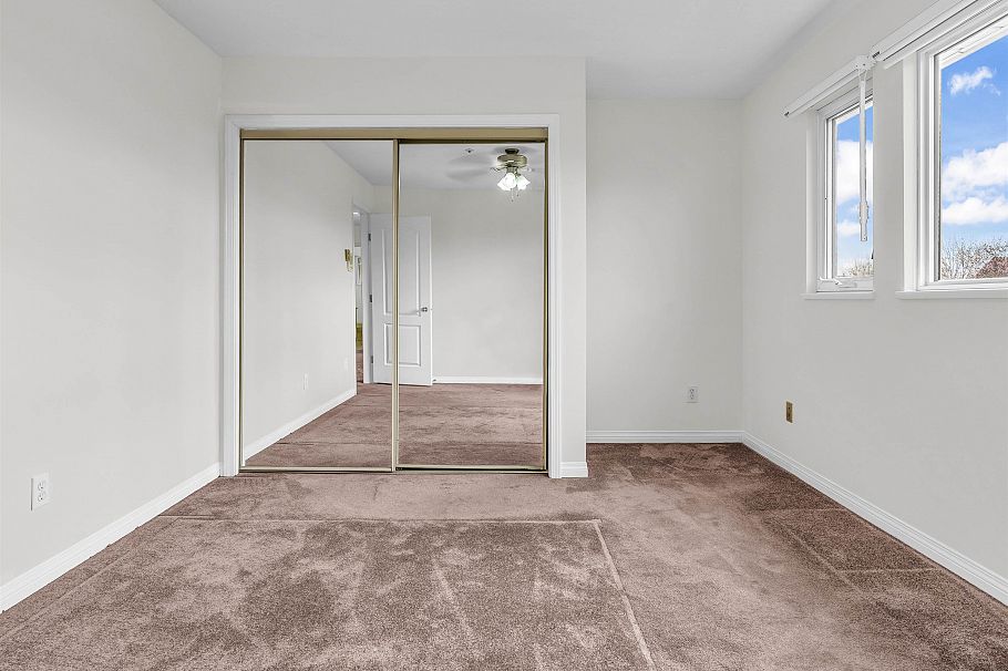 47 E 50th Avenue Vancouver, BC - 23