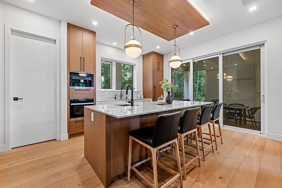 4528 Skyline Drive North Vancouver, BC - 13