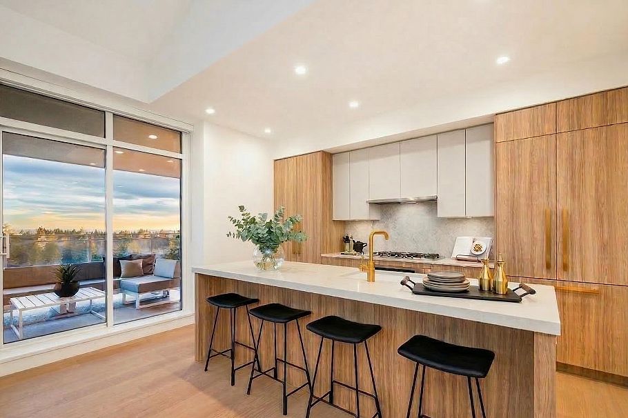 PH 1103 2325 Emery Court North Vancouver, BC - 4