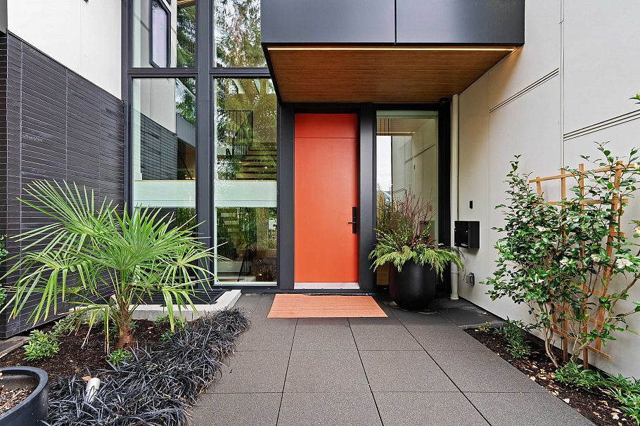 4528 Skyline Drive North Vancouver, BC - 2