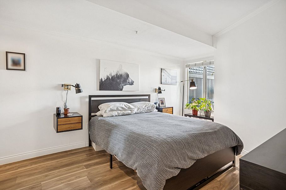 305 688 E 16th Avenue Vancouver, BC - 17