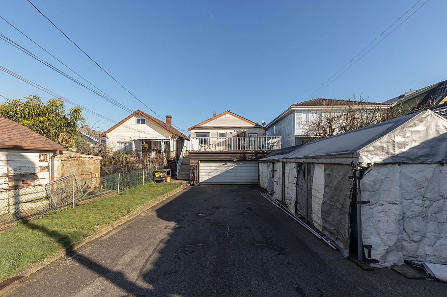 1266 E King Edward Avenue Vancouver, BC - 7