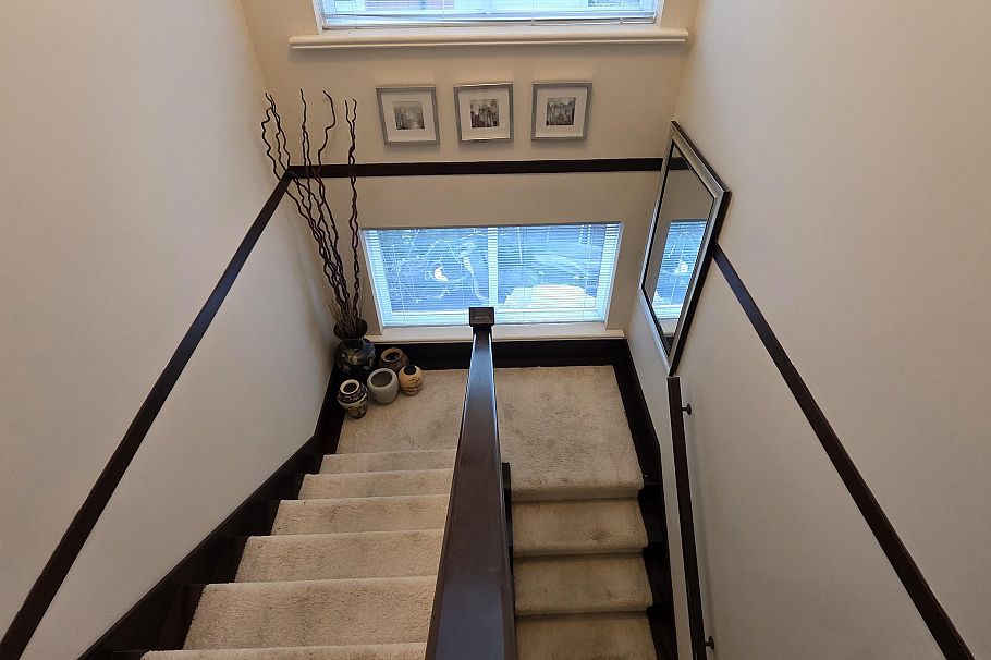 665 W 15th Street North Vancouver, BC - 7