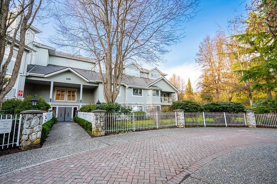 402 1281 Parkgate Avenue North Vancouver, BC - 35