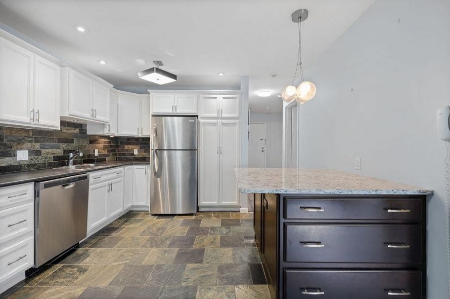 210 236 W 2nd Street North Vancouver, BC - 4