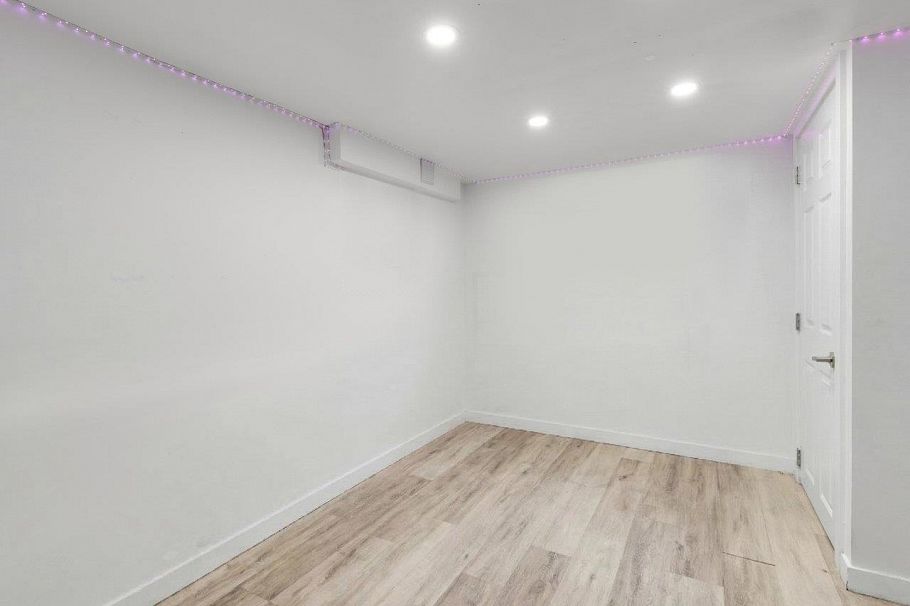 4168 Parker Street Burnaby, BC - 21