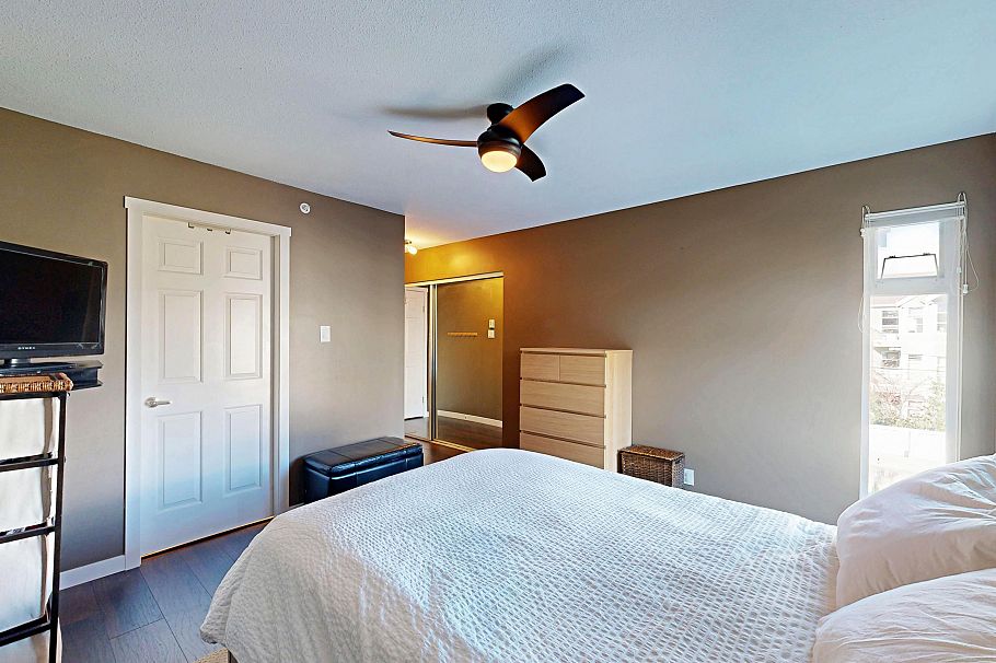 307 865 W 15th Avenue Vancouver, BC - 17