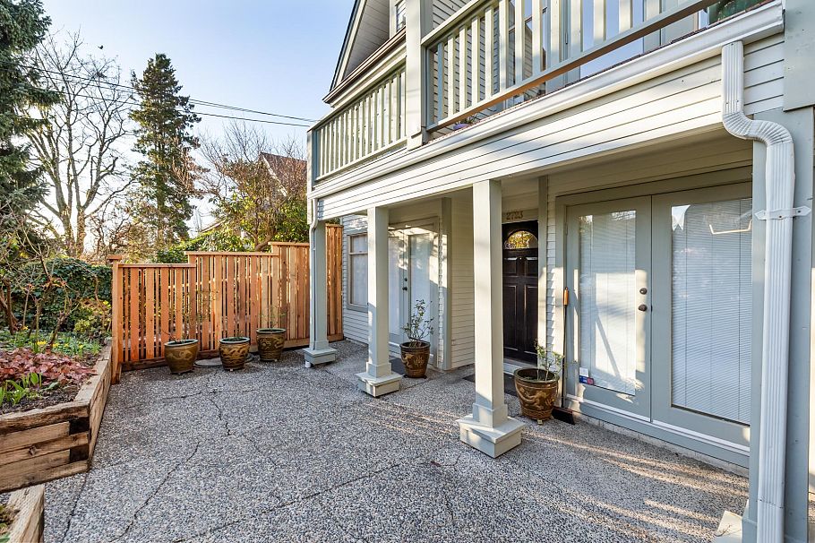 2723 W 1st Avenue Vancouver, BC - 13