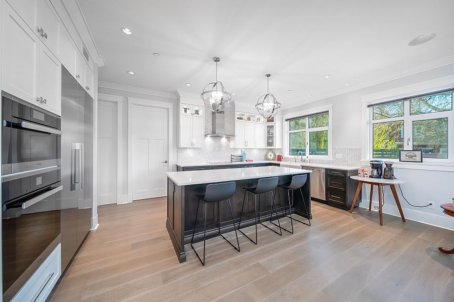 4333 Kevin Place Vancouver, BC - 16