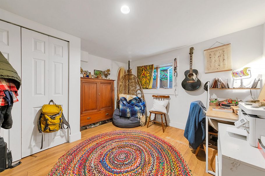 1847 Kitchener Street Vancouver, BC - 27