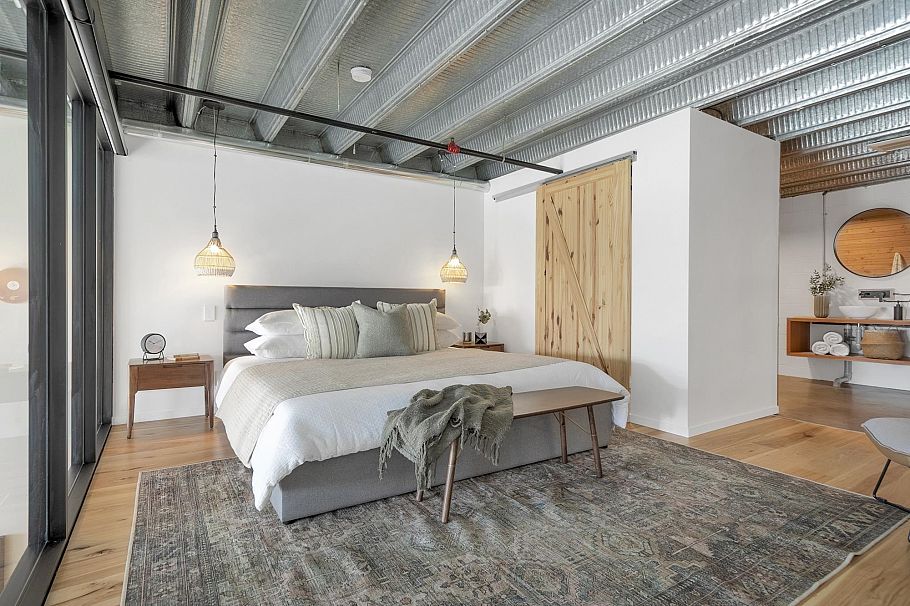 215 1220 E Pender Street Vancouver, BC - 25